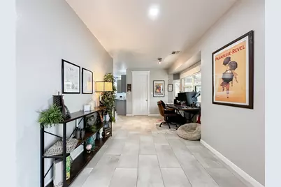 15735 Fleetwood Oaks Drive, Houston, TX 77079 - Photo 10
