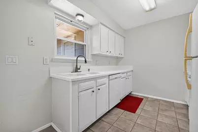 17104 Blackhawk Boulevard, Friendswood, TX 77546 - Photo 16