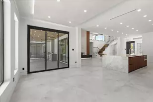827 Bunker Hill Rd, Houston, TX 77024 - Photo 12