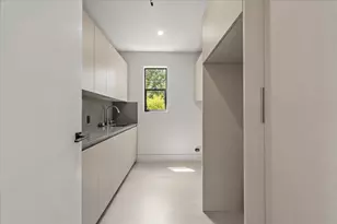 827 Bunker Hill Rd, Houston, TX 77024 - Photo 28