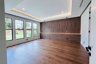 827 Bunker Hill Rd, Houston, TX 77024 - Photo 12