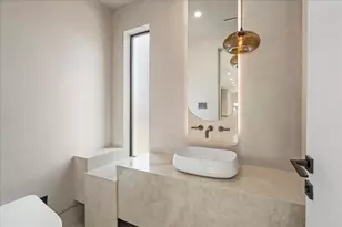 827 Bunker Hill Rd, Houston, TX 77024 - Photo 32
