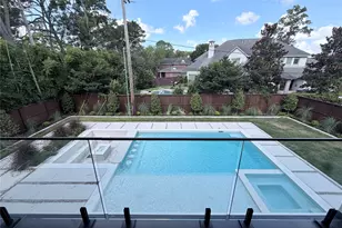 827 Bunker Hill Rd, Houston, TX 77024 - Photo 36