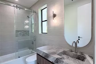 827 Bunker Hill Rd, Houston, TX 77024 - Photo 32