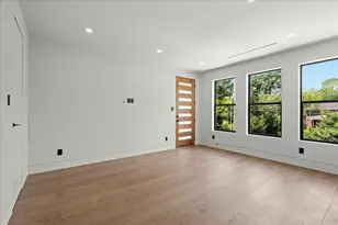 827 Bunker Hill Rd, Houston, TX 77024 - Photo 38