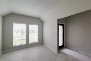 902 Cold Snow Dr, Houston, TX 77090 - Photo 4