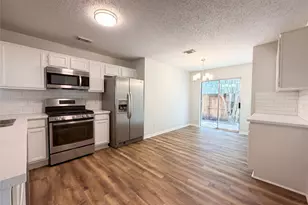 10422 Elk Point Ln, Houston, TX 77064 - Photo 8