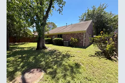 10422 Elk Point Lane, Houston, TX 77064 - Photo 16