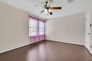 306 Melodywood Dr, Friendswood, TX 77546 - Photo 26