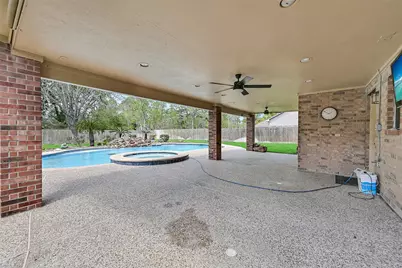 306 Melodywood Drive, Friendswood, TX 77546 - Photo 28