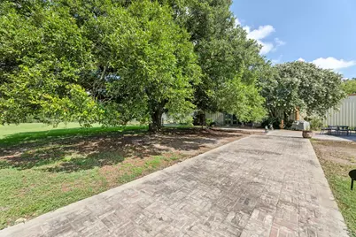 1226 County Road 45, Angleton, TX 77515 - Photo 44