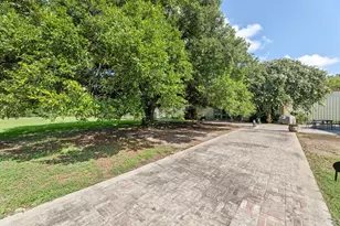 1226 County Rd 45, Angleton, TX 77515 - Photo 44