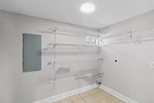 9203 Avenue G, Liverpool, TX 77577 - Photo 20