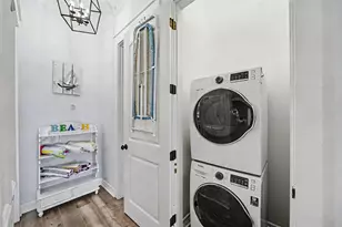 1830 Seaside Dr, Galveston, TX 77550 - Photo 36