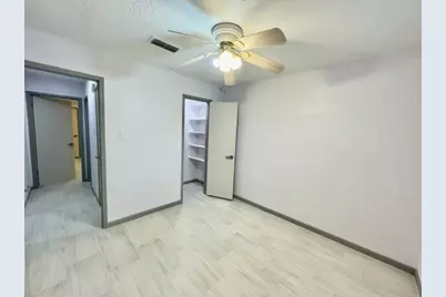 710 Voyager Drive, Houston, TX 77062 - Photo 22
