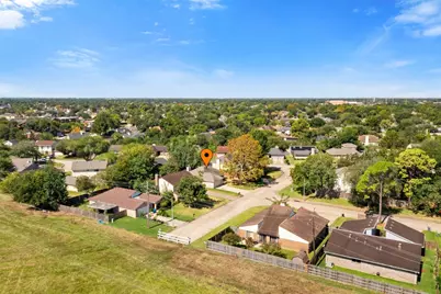 11710 Seawood Drive, Houston, TX 77089 - Photo 24