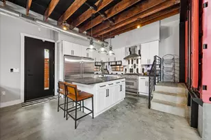 2005 Terry St, Houston, TX 77009 - Photo 12