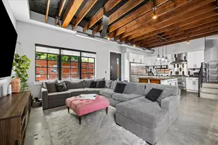 2005 Terry St, Houston, TX 77009 - Photo 4