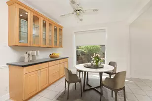 7499 Brompton St, Houston, TX 77025 - Photo 14