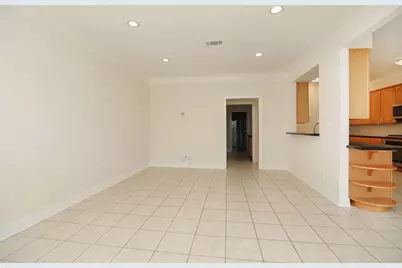 7499 Brompton Street #7499, Houston, TX 77025 - Photo 10