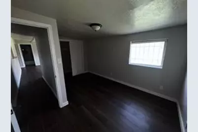 5401 Doolittle Boulevard, Houston, TX 77033 - Photo 6