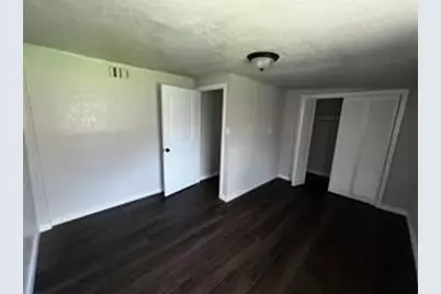 5401 Doolittle Boulevard, Houston, TX 77033 - Photo 8