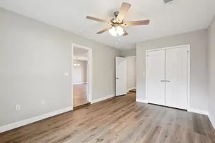 8670 Newfield Ln, Beaumont, TX 77707 - Photo 14