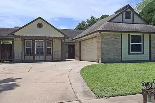 12007 Fairpoint Dr, Houston, TX 77099 - Photo 1