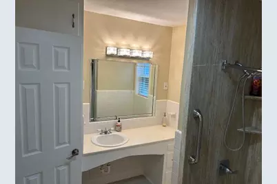 2405 Avenue S, Huntsville, TX 77340 - Photo 14