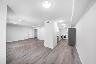 353 N Post Oak Ln, Houston, TX 77024 - Photo 16