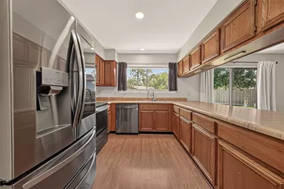 17611 Ten Curves Court, Spring, TX 77379 - Photo 8