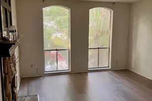 4649 Wild Indigo St, Houston, TX 77027 - Photo 4