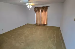 12118 Cathy Dr, Houston, TX 77065 - Photo 18