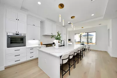 5115 Maple Street, Bellaire, TX 77401 - Photo 12