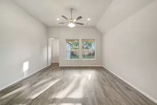 21927 Pecan Buff Dr, Waller, TX 77484 - Photo 10