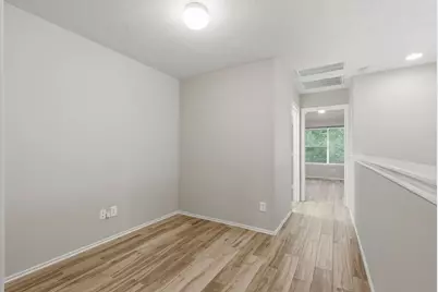 71 S Burberry Park Circle, The Woodlands, TX 77382 - Photo 22