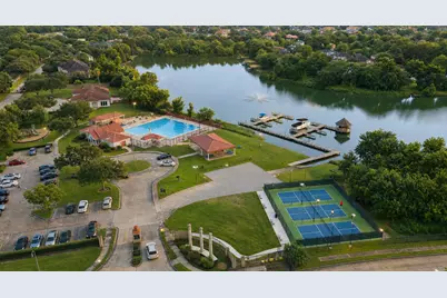 2106 Lakeshore Forest Court, Missouri City, TX 77459 - Photo 32
