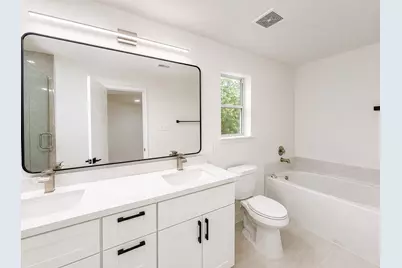 2106 Lakeshore Forest Court, Missouri City, TX 77459 - Photo 20