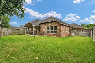 207 Timber Grv Ct, Clute, TX 77531 - Photo 20