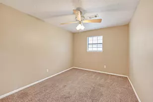 210 Woodhaven St, Highlands, TX 77562 - Photo 38