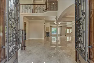8003 Marshall Falls Dr, Spring, TX 77379 - Photo 4
