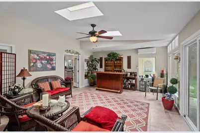 7510 W Briar Rose Drive, Houston, TX 77063 - Photo 22