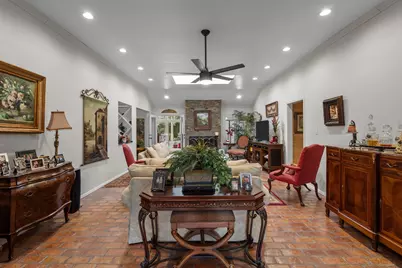 7510 W Briar Rose Drive, Houston, TX 77063 - Photo 12