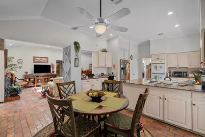 7510 W Briar Rose Drive, Houston, TX 77063 - Photo 16