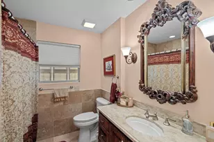 7510 W Briar Rose Dr, Houston, TX 77063 - Photo 26