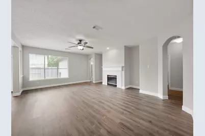 4414 Casey Circle, Sugar Land, TX 77479 - Photo 6