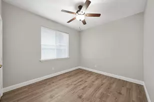 4414 Casey Cir, Sugar Land, TX 77479 - Photo 12