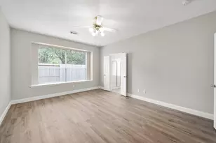4414 Casey Cir, Sugar Land, TX 77479 - Photo 8