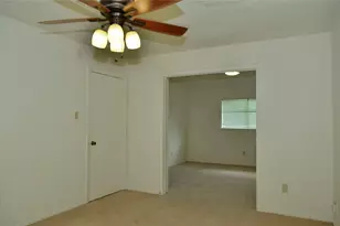 10094 Ash Fork Dr, Houston, TX 77064 - Photo 14