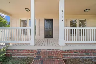 10114 Summerberry Ln, Tomball, TX 77375 - Photo 2